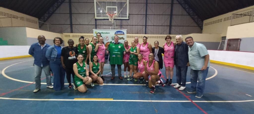 Basquete Master Feminino de Bauru é Apresentado e Parte para Campeonato Nacional em Niterói