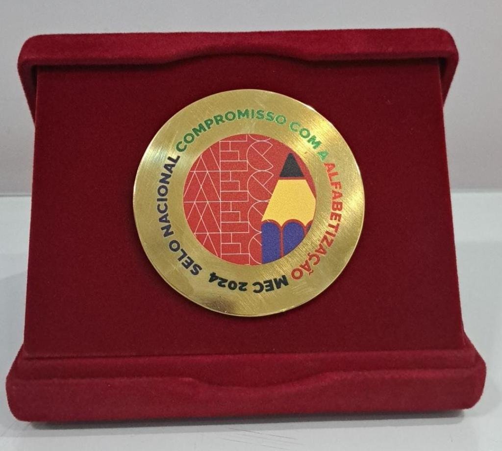 Bauru recebe o Selo Ouro do Programa Criança Alfabetizada